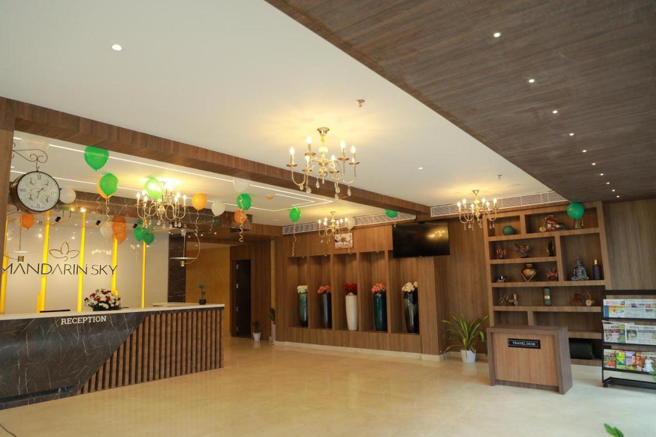 Mandarin Sky Hotell Kannur Exteriör bild